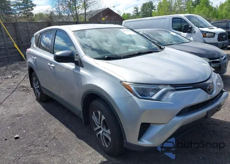 2018 Toyota Rav4 Le z USA, uszkodzony, nr VIN JTMBFREVXJJ193902